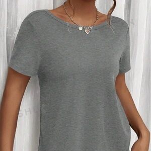 🌸Essence Twist Back Short Sleeve T-shirt🩶